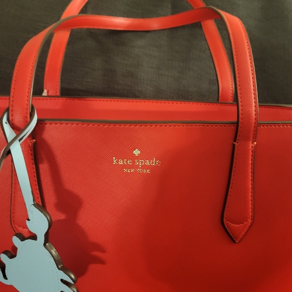 Kate Spade Marlee Red Tote with blue Crab bag charm NWT - Picture 7 of 11